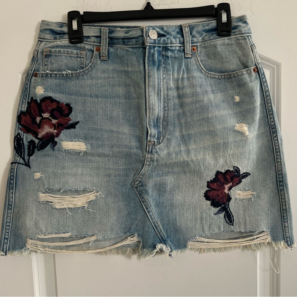 Abercrombie & Fitch Light Blue Denim Skirt with Red Floral Embroidery